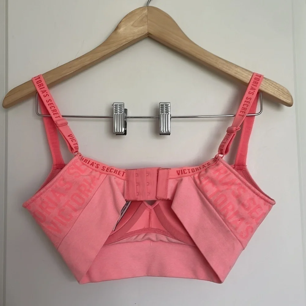 Victoria’s Secret Women’s Padded Sports Bra Orange S